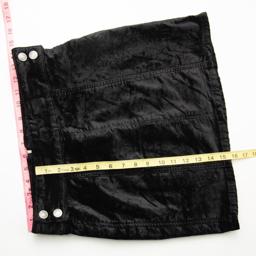 Free People Retro Soft Mini Skirt Velvet High Waist Button Accent Black Size 26 - Picture 6 of 7